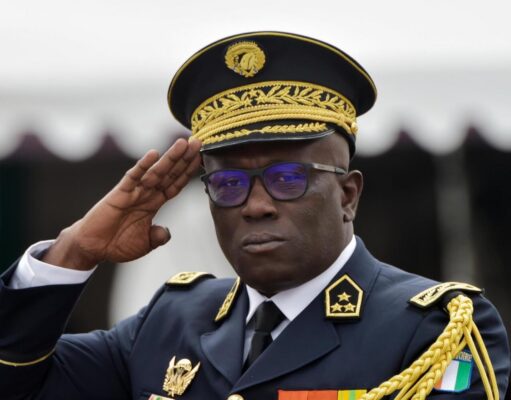 Réseaux, pouvoir et armée : l’ascension stratégique de Lassina Doumbia