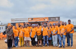 Yopougon : la Caravane OM Business dynamise l’économie locale et accélère l’inclusion digitale
